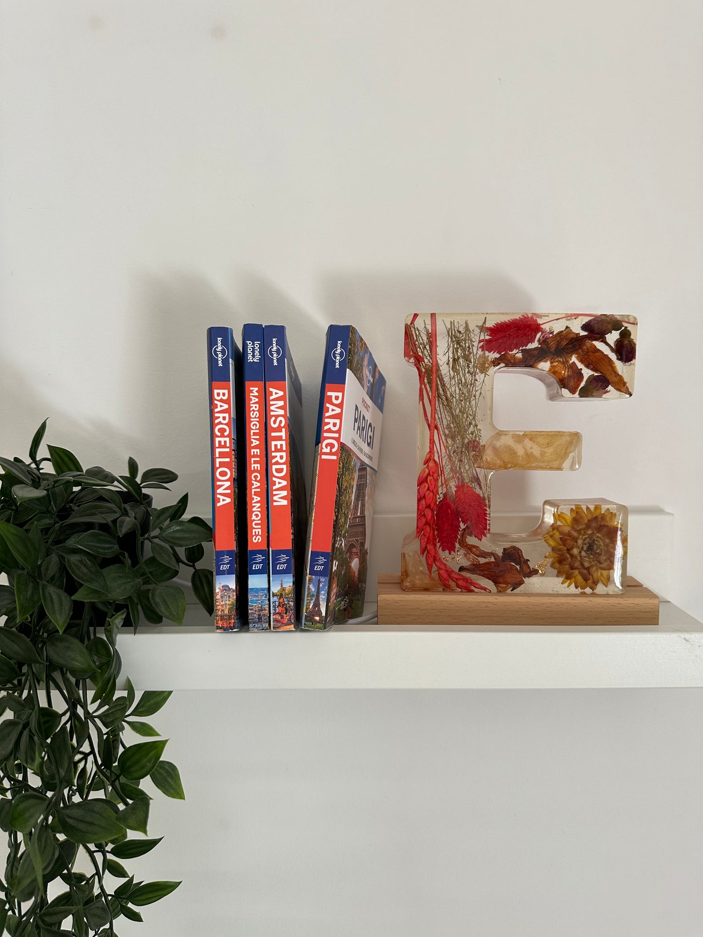 Lampade con base in legno