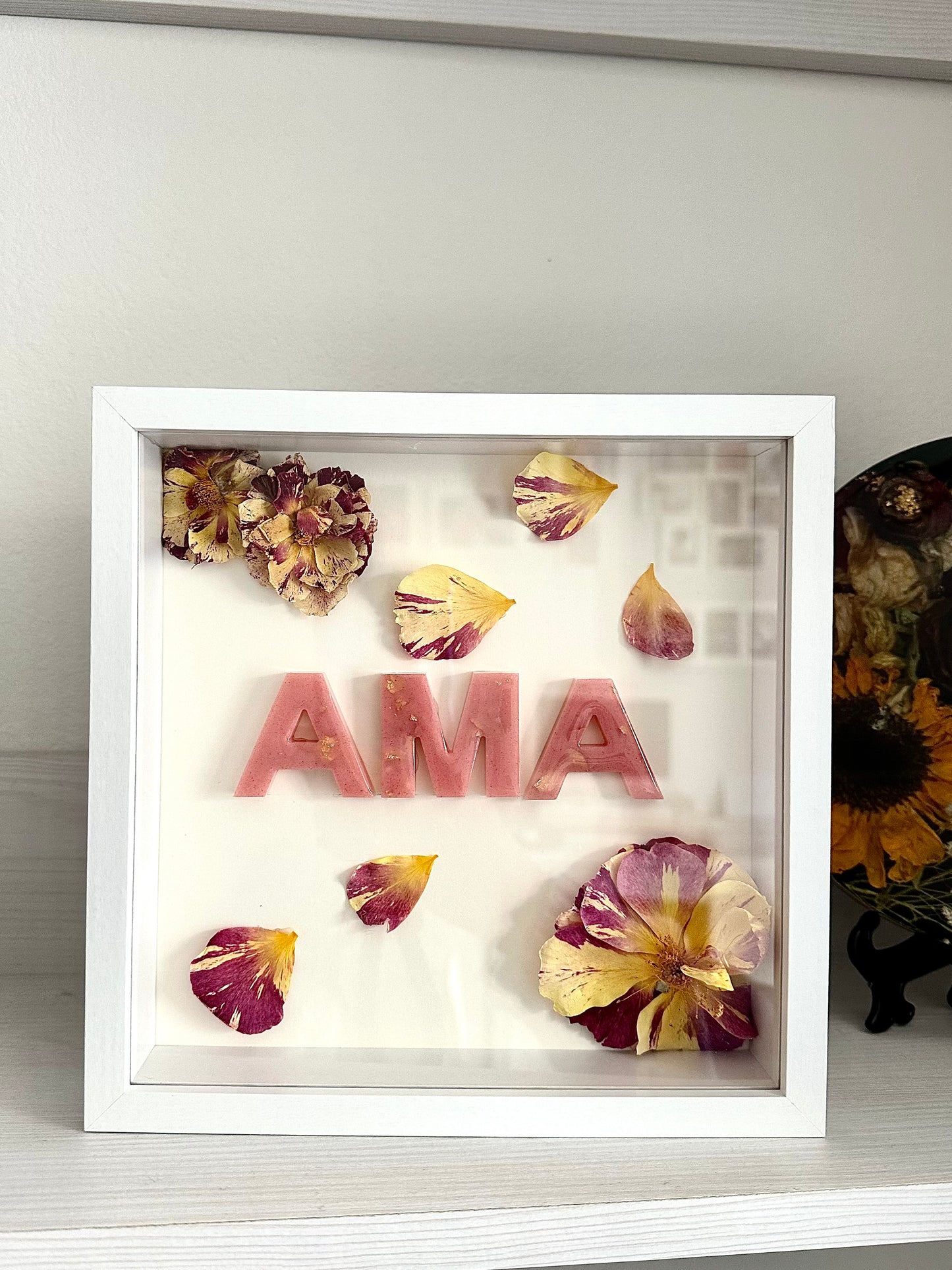 Quadro con scritta in resina