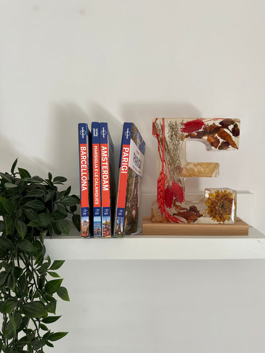 Lampade con base in legno
