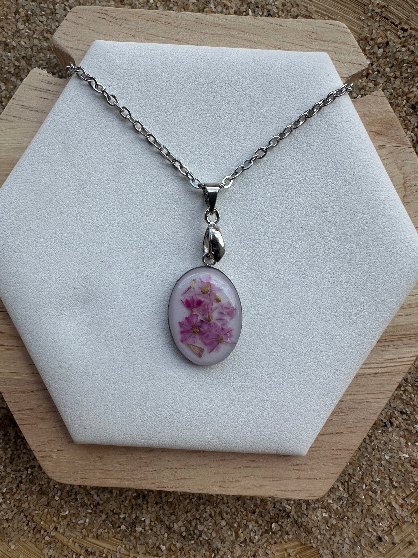 Catenine con fiori